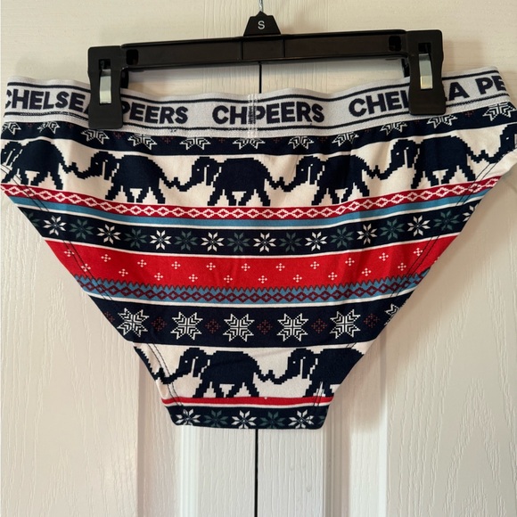 Bra and underwear set - Picture 9 of 11